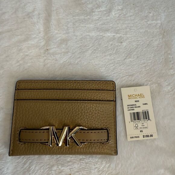 Michael Kors Camel Card Holder - Picture 4 of 4